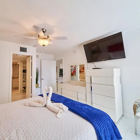 Serene View 1 Br Miami Exterior photo
