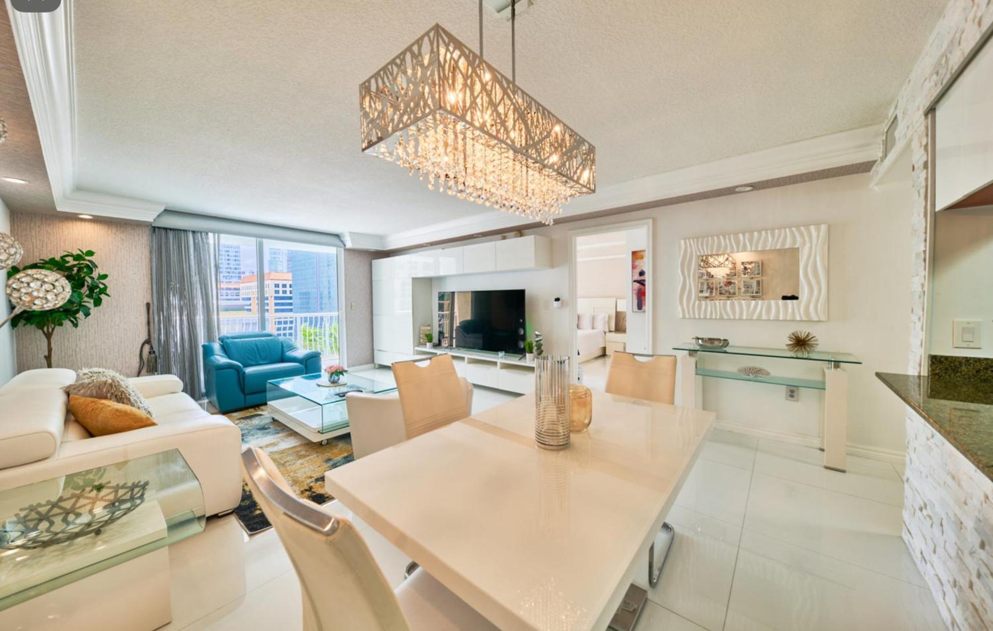 Serene View 1 Br Apartment *